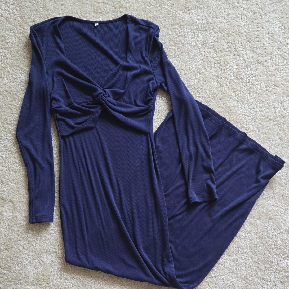 Elegant Navy Blue Long Sleeve Dress